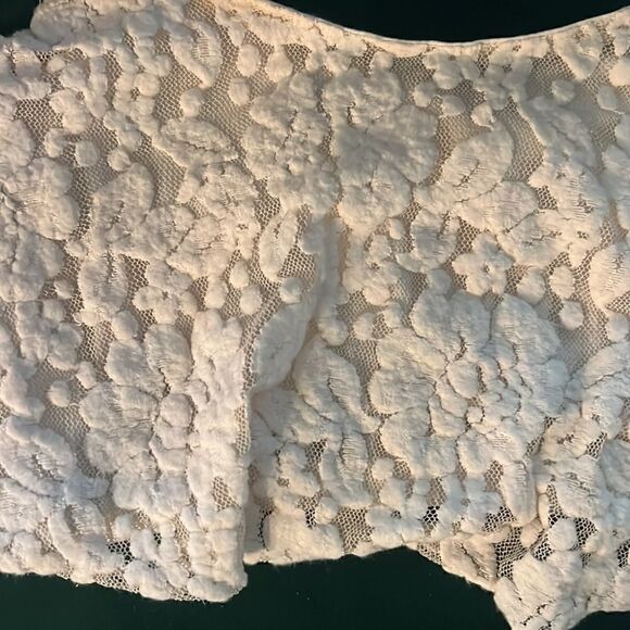 Surf Gypsy Top - Creme / Off White Lacey Top - Built in NO SHOW - Picture 3 of 4